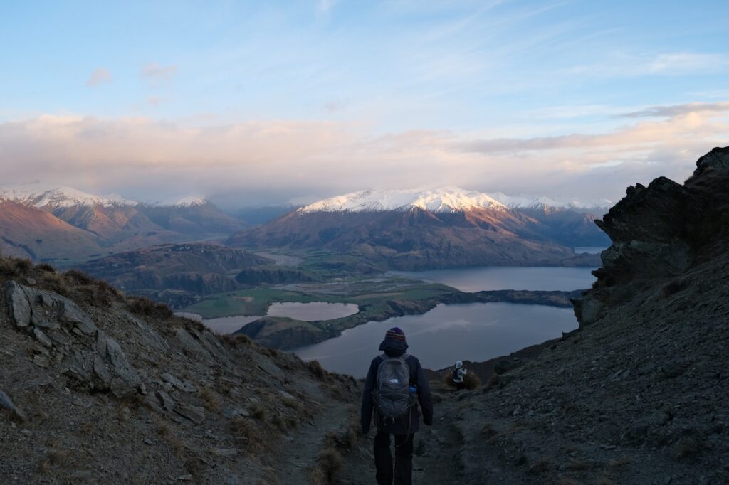Hiking Roy's Peak at sunrise